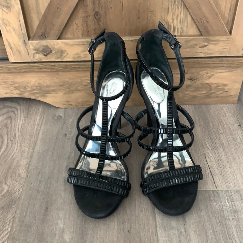 Gianni Bini black heels - platinum collection